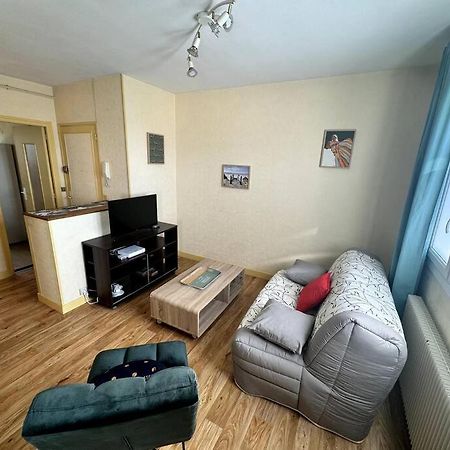Appartement Proche De L'Hyper-Centre Avec Garage Caen Dış mekan fotoğraf