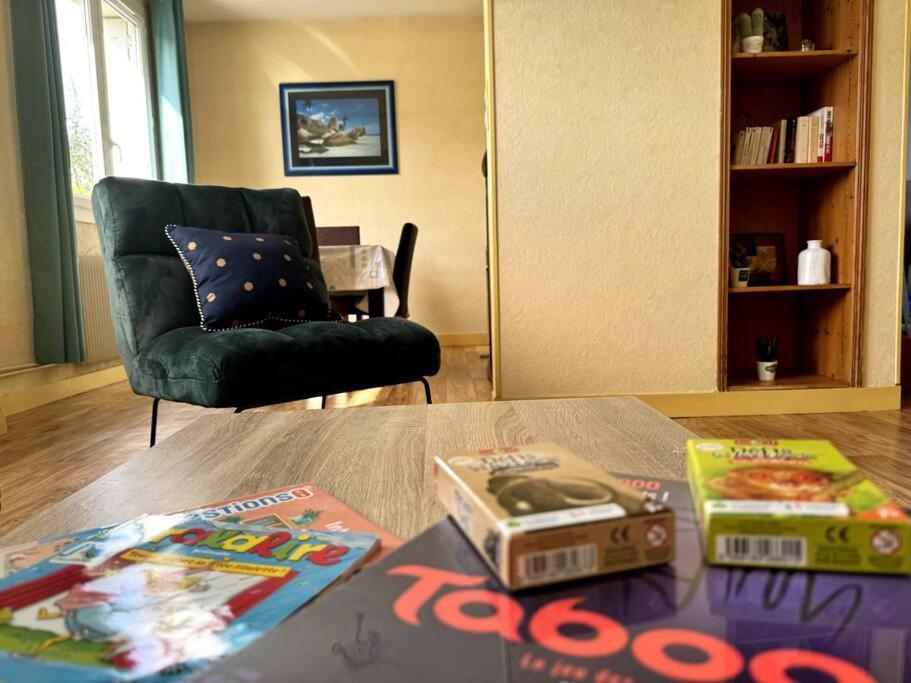 Appartement Proche De L'Hyper-Centre Avec Garage Caen Dış mekan fotoğraf
